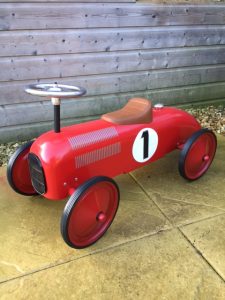 Retro racing car red ride on toy