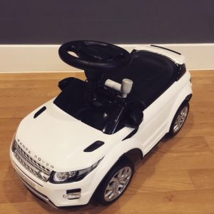 a white range rover ride on toy